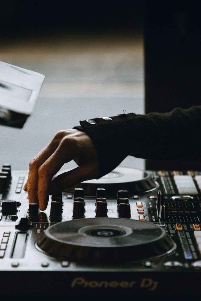 DJ para bodas y eventos en Valencia